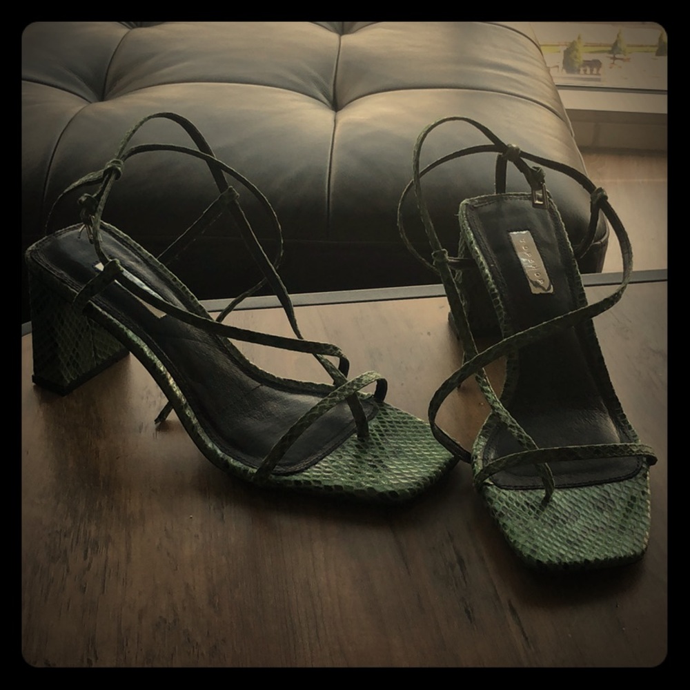 Toe Strap Sandals, Croc Effect - image 2